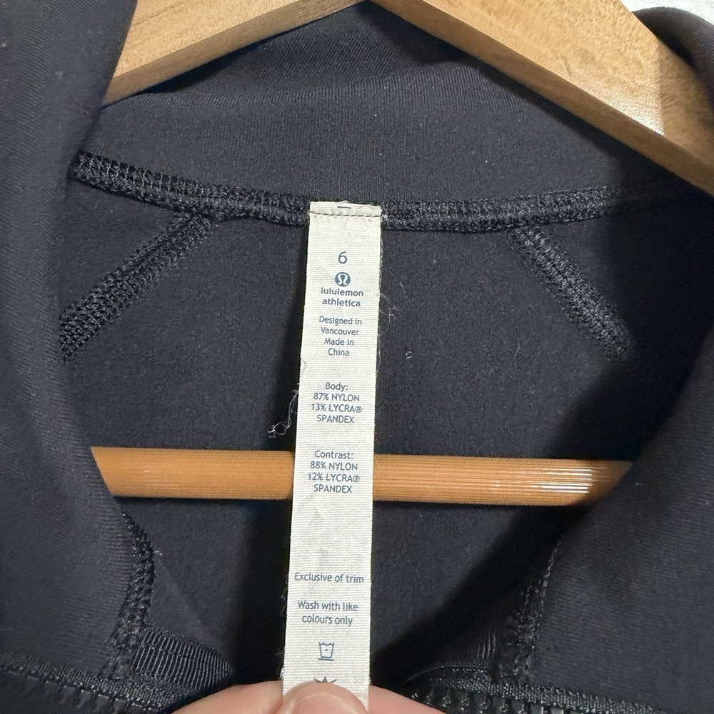 Lululemon Define Jacket Black Full Zip Yoga Slim Fit Size 6 Thumbholes Mock Neck - Picture 3 of 11